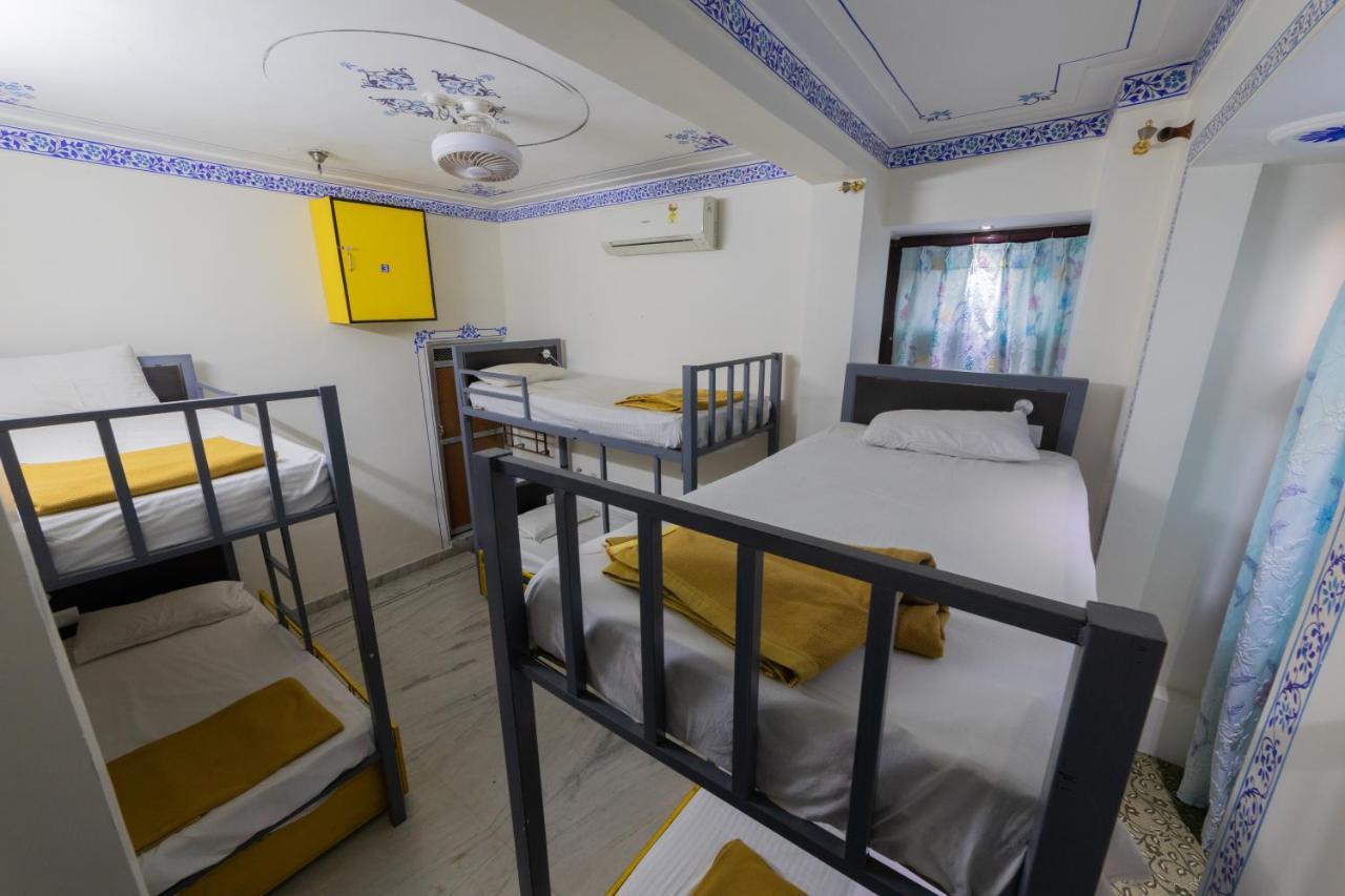 Whereabout Hostel Udaipur Exterior foto